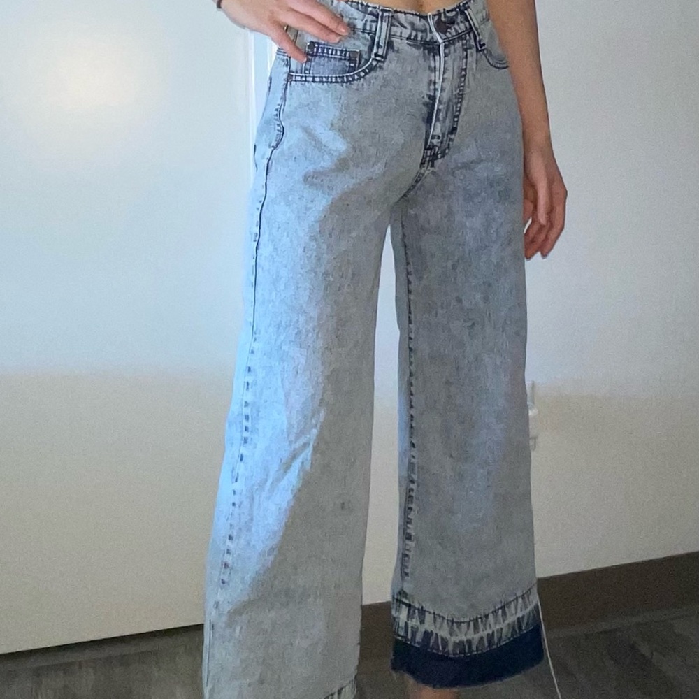 wide leg jeans